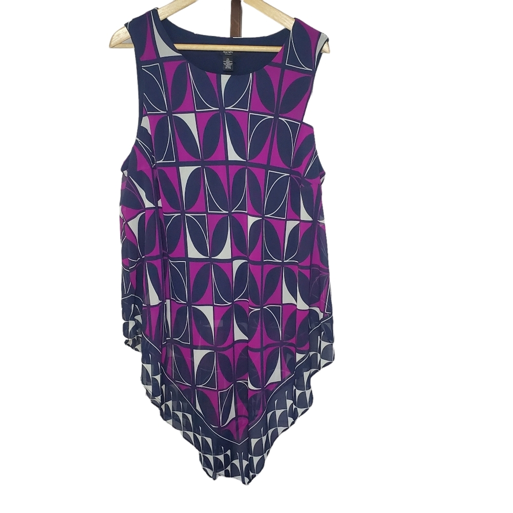 Alfani Sleeveless Geometric Hankercheif Blouse 2X